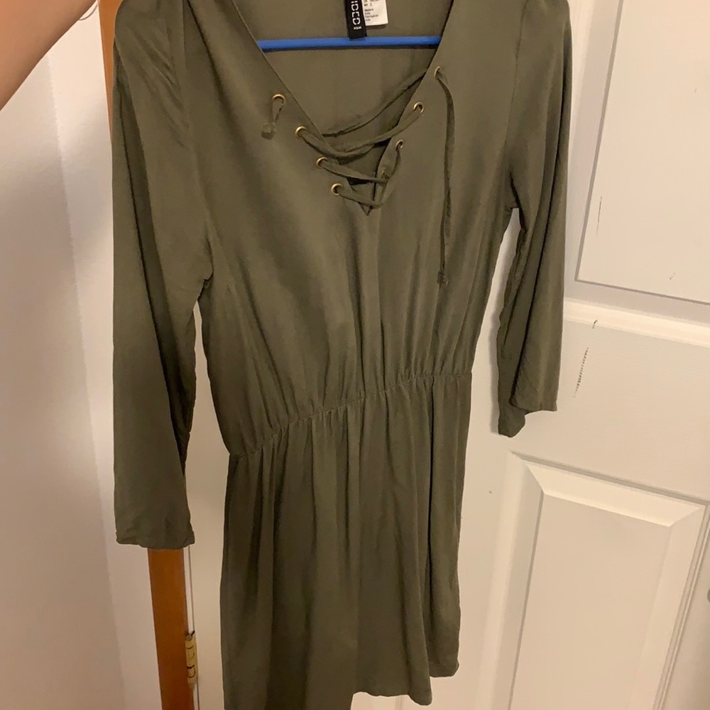 H&M Green Lace Up Sun Dress